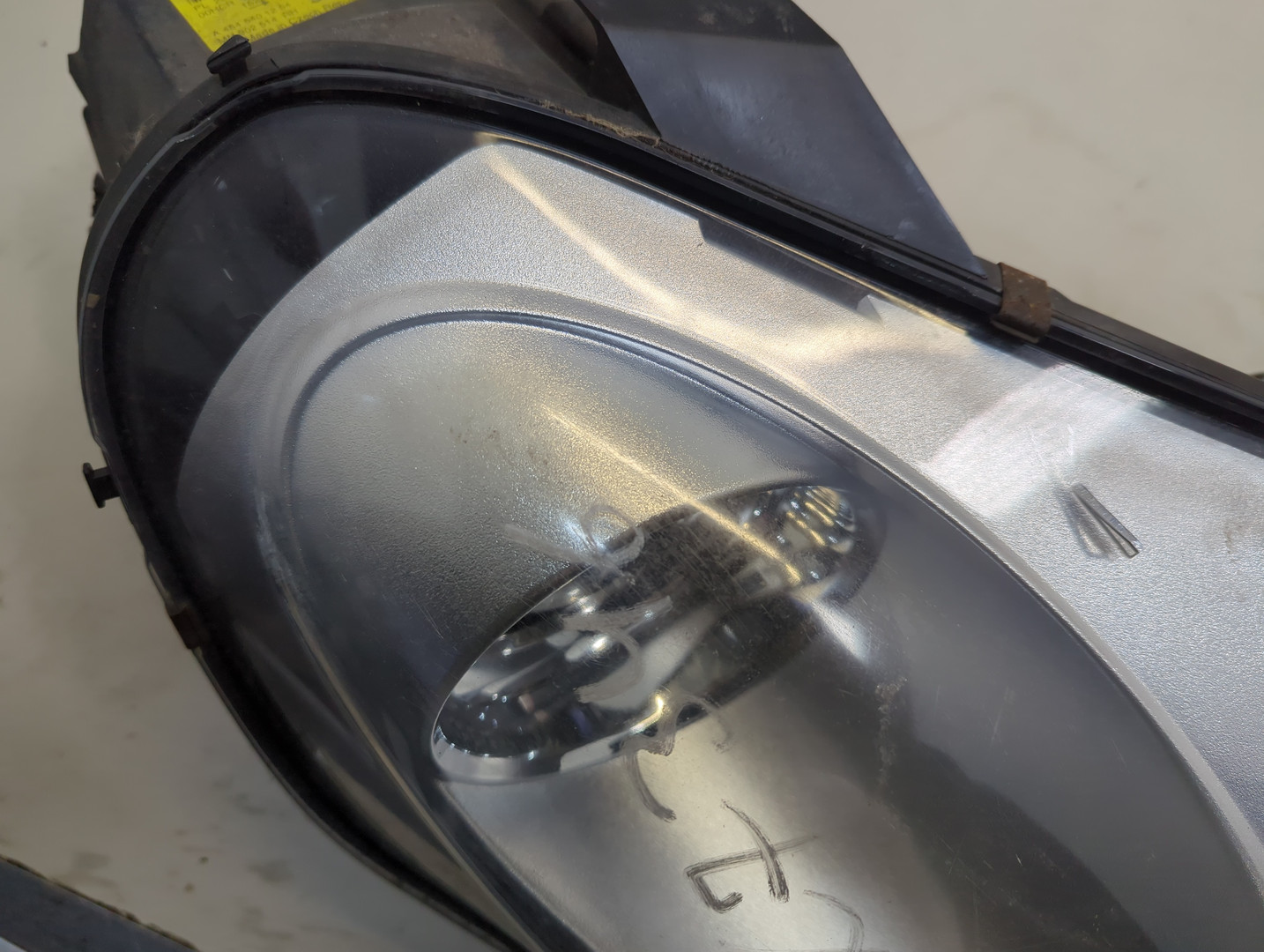 Фара правая