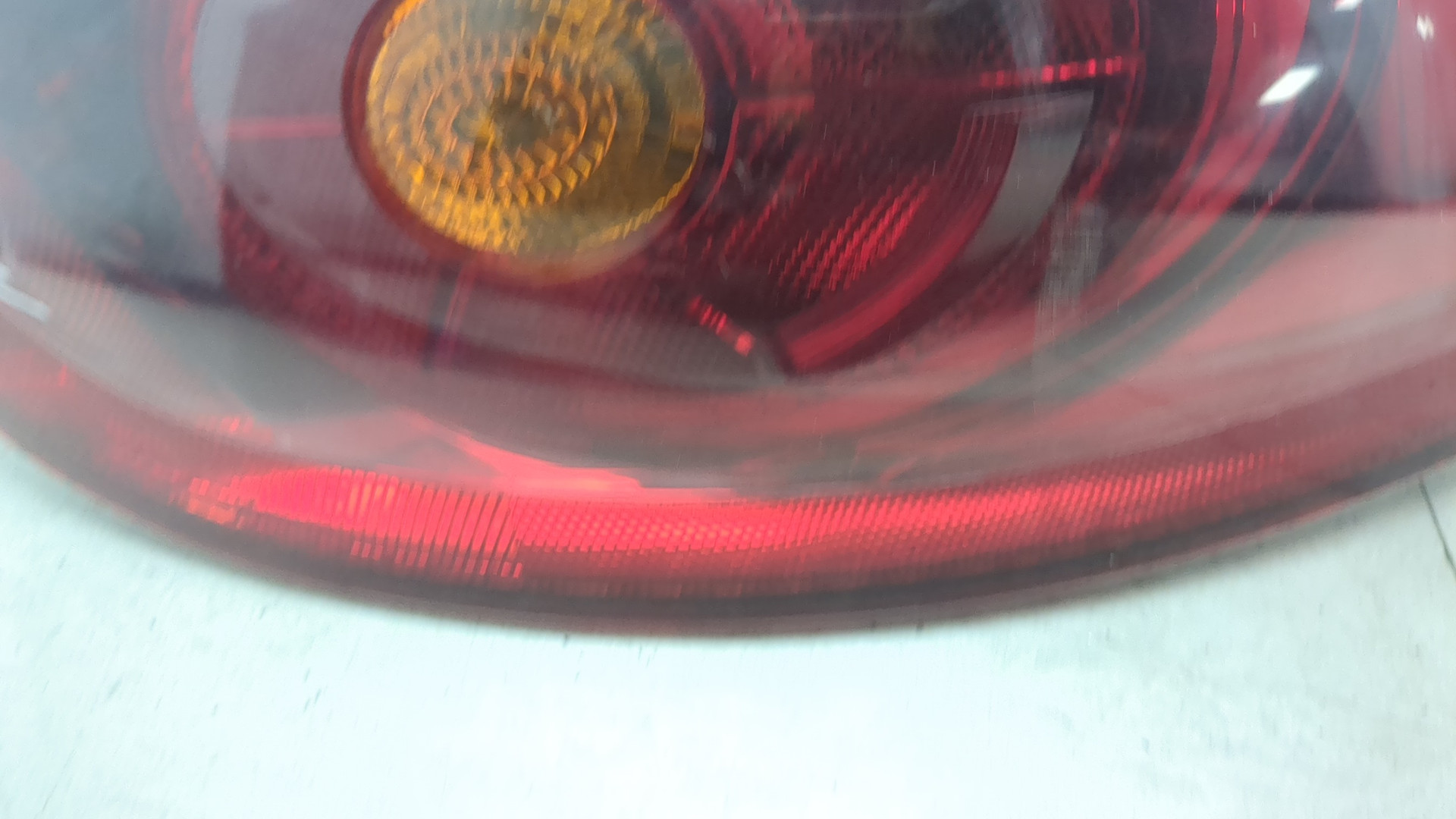 Фонарь задний правый