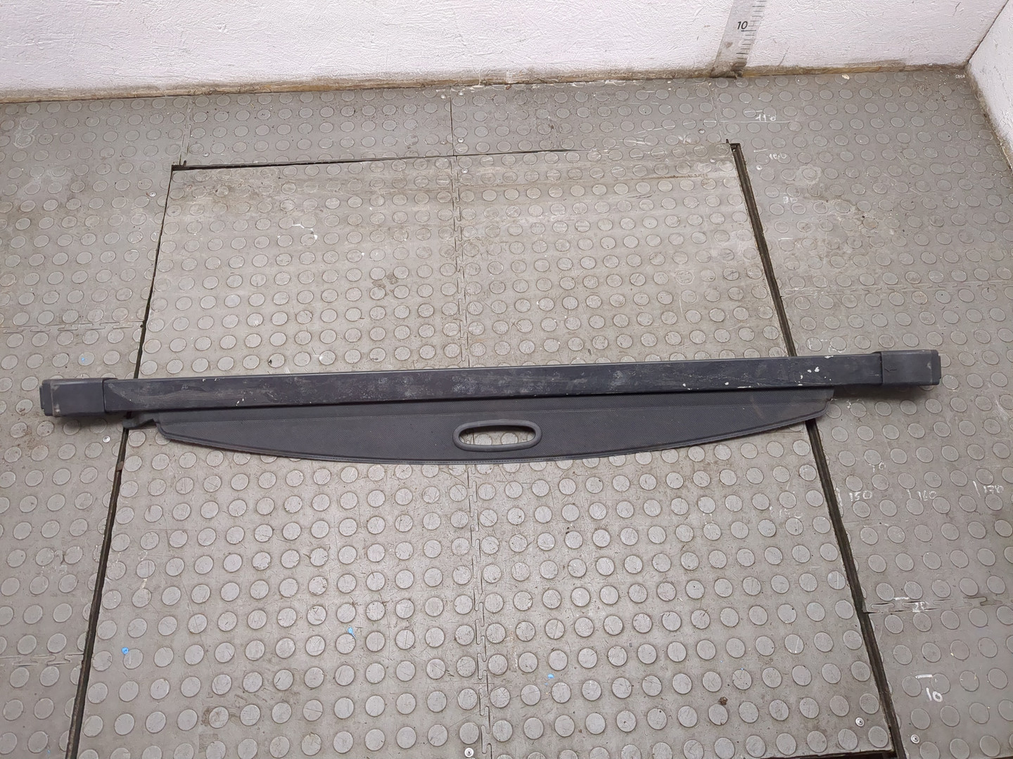 Шторка багажника