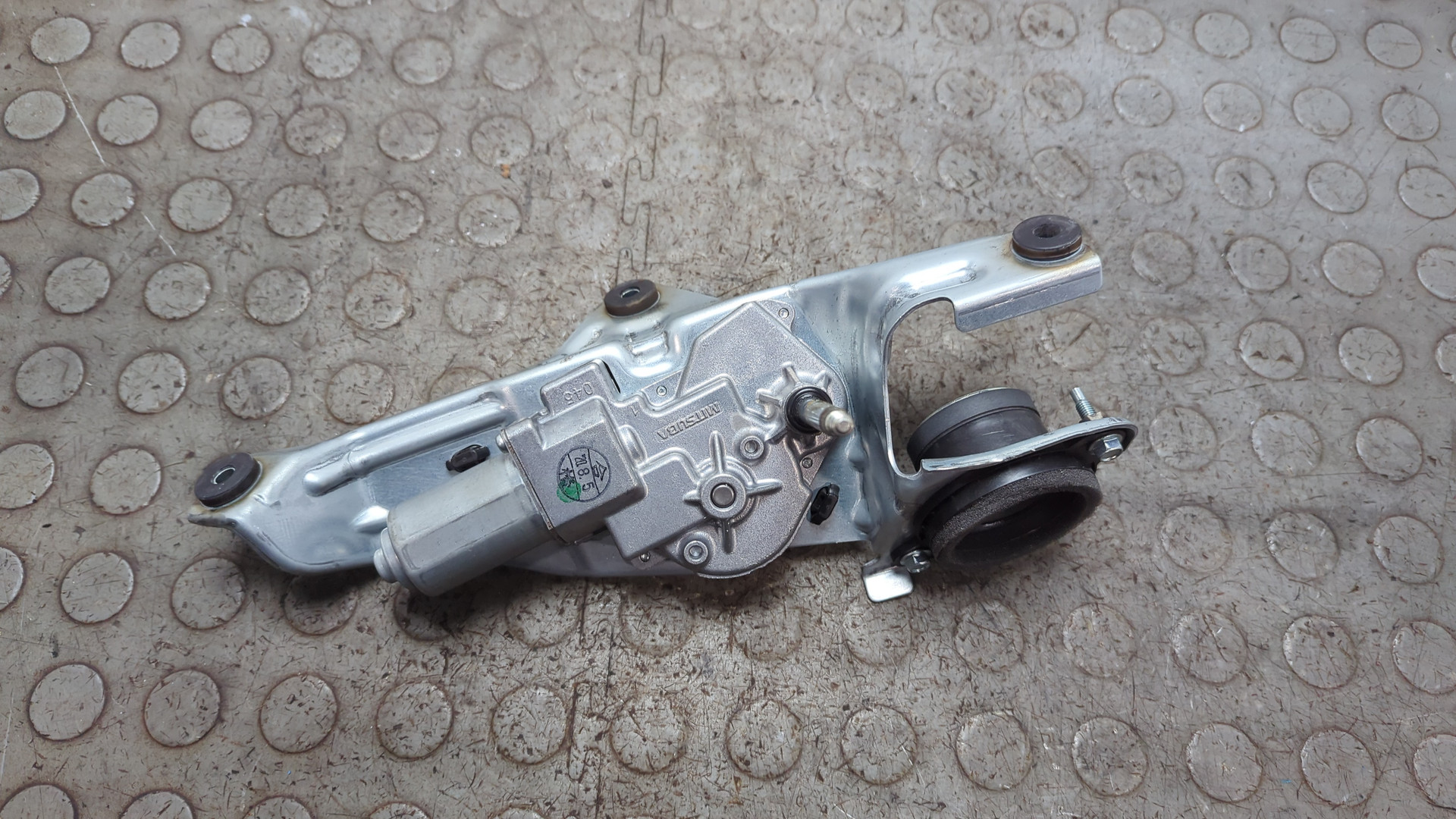 Моторчик стеклоочистителя задний