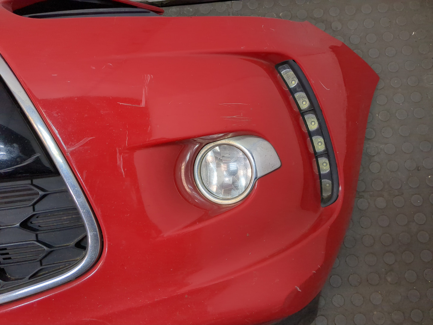 Бампер передний