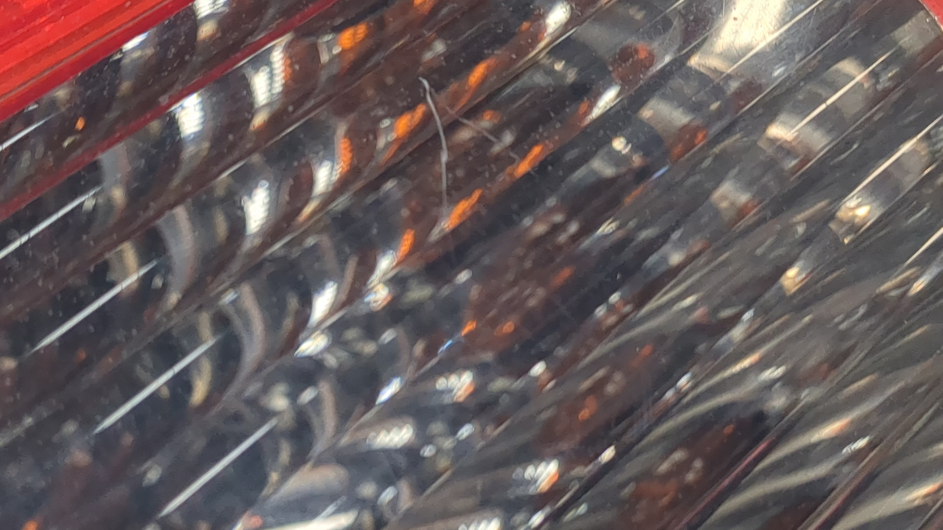 Фонарь задний левый