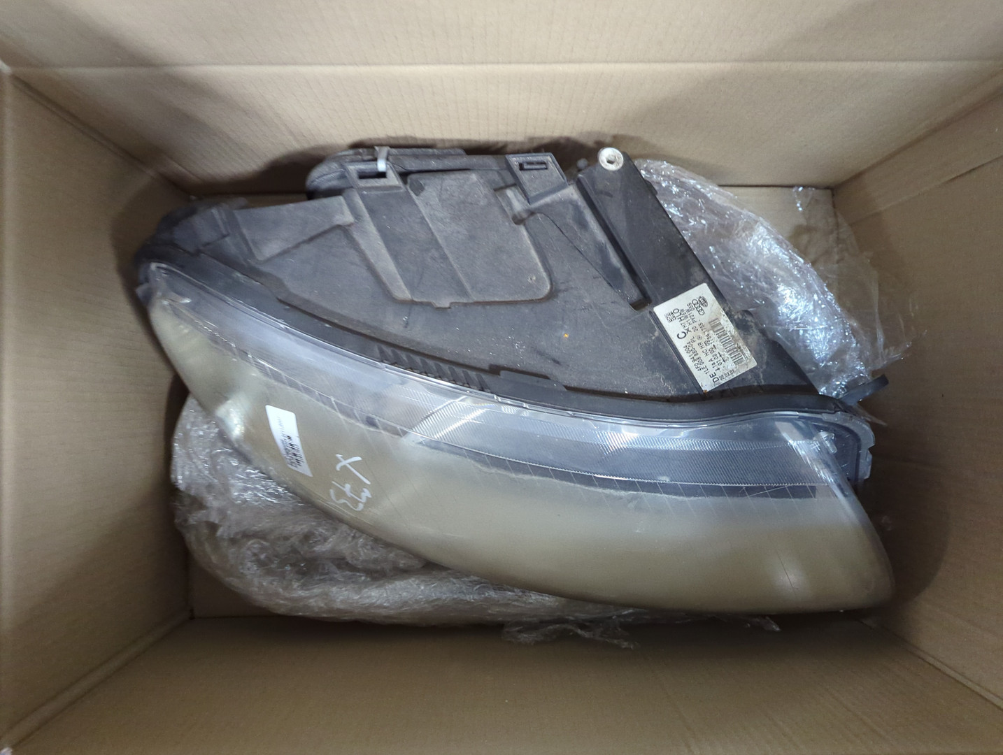 Фара правая