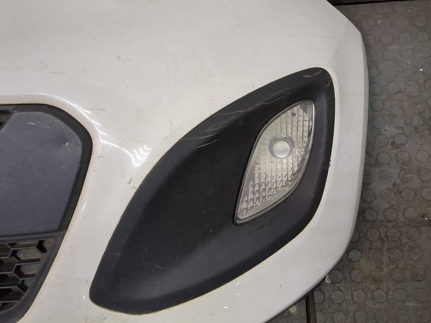 Бампер передний