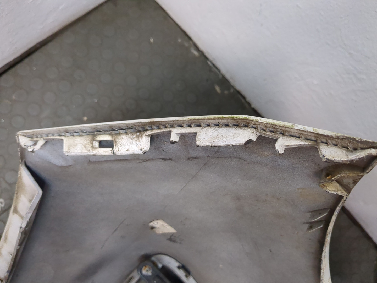 Бампер передний