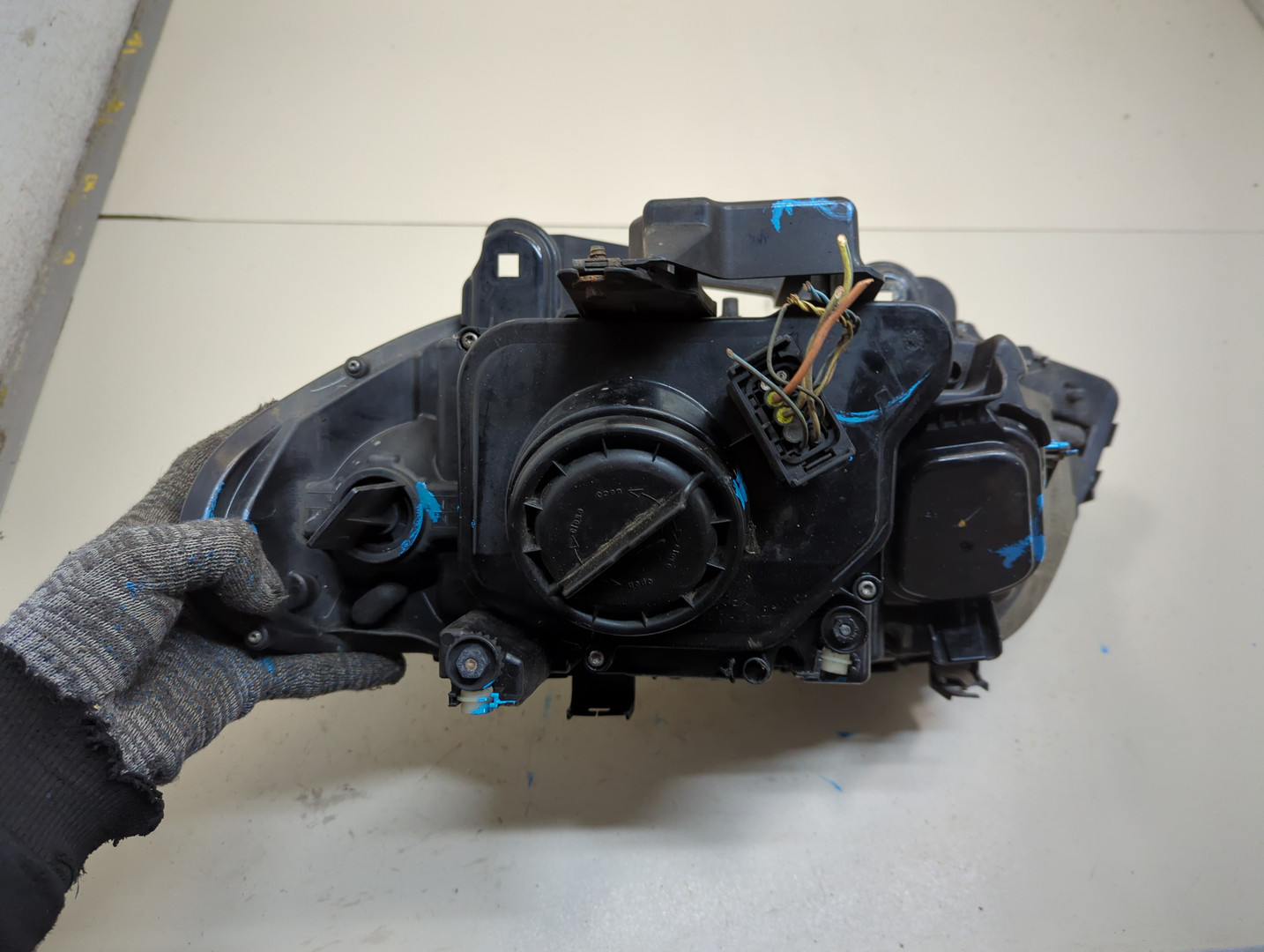 Фара правая