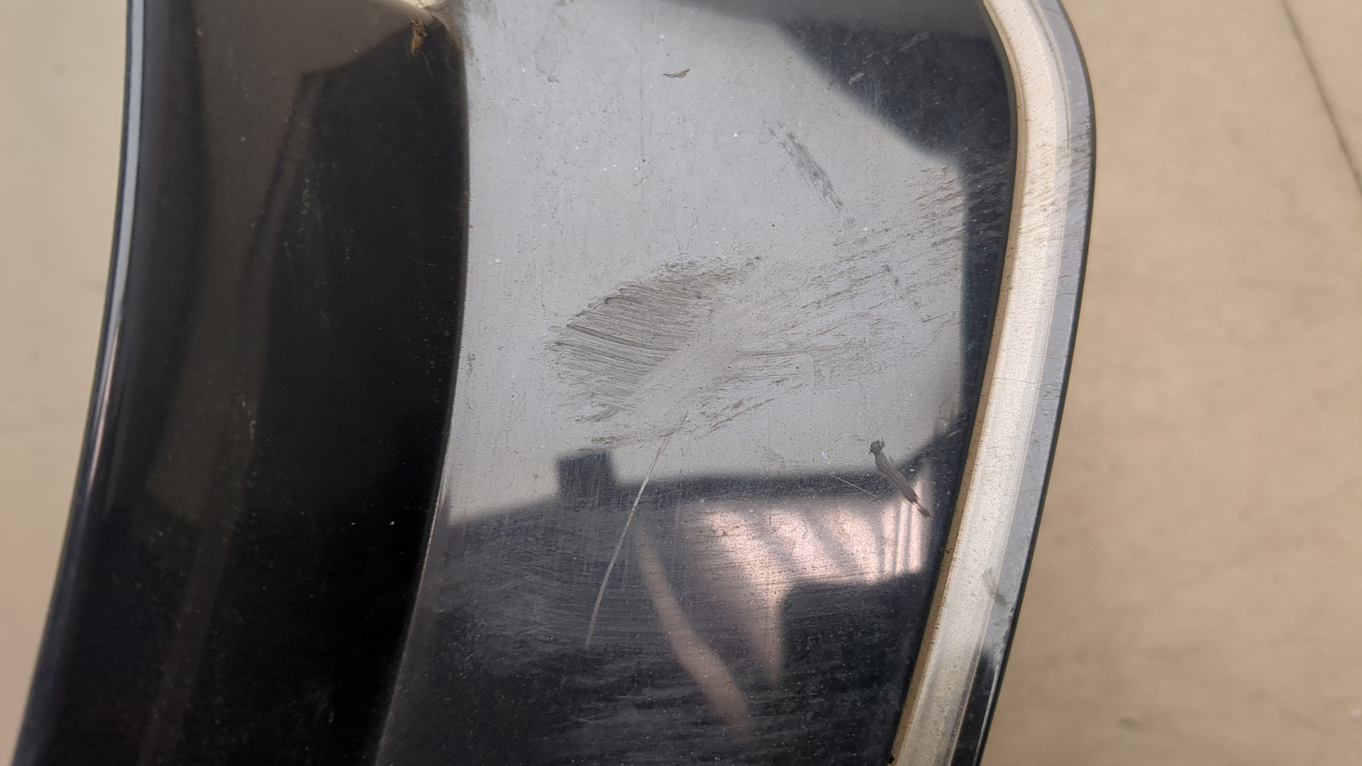 Фонарь задний правый