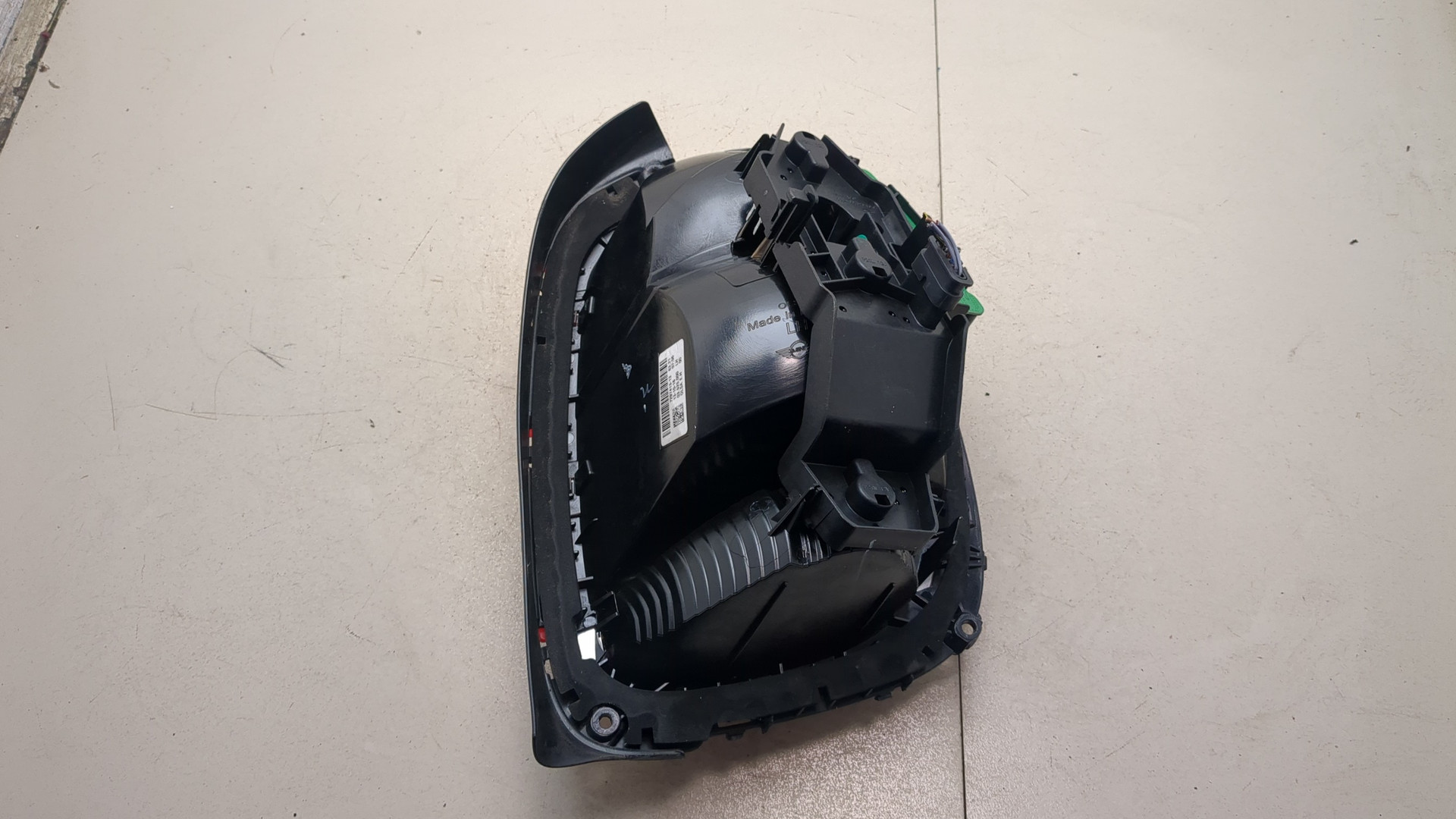 Фонарь задний левый