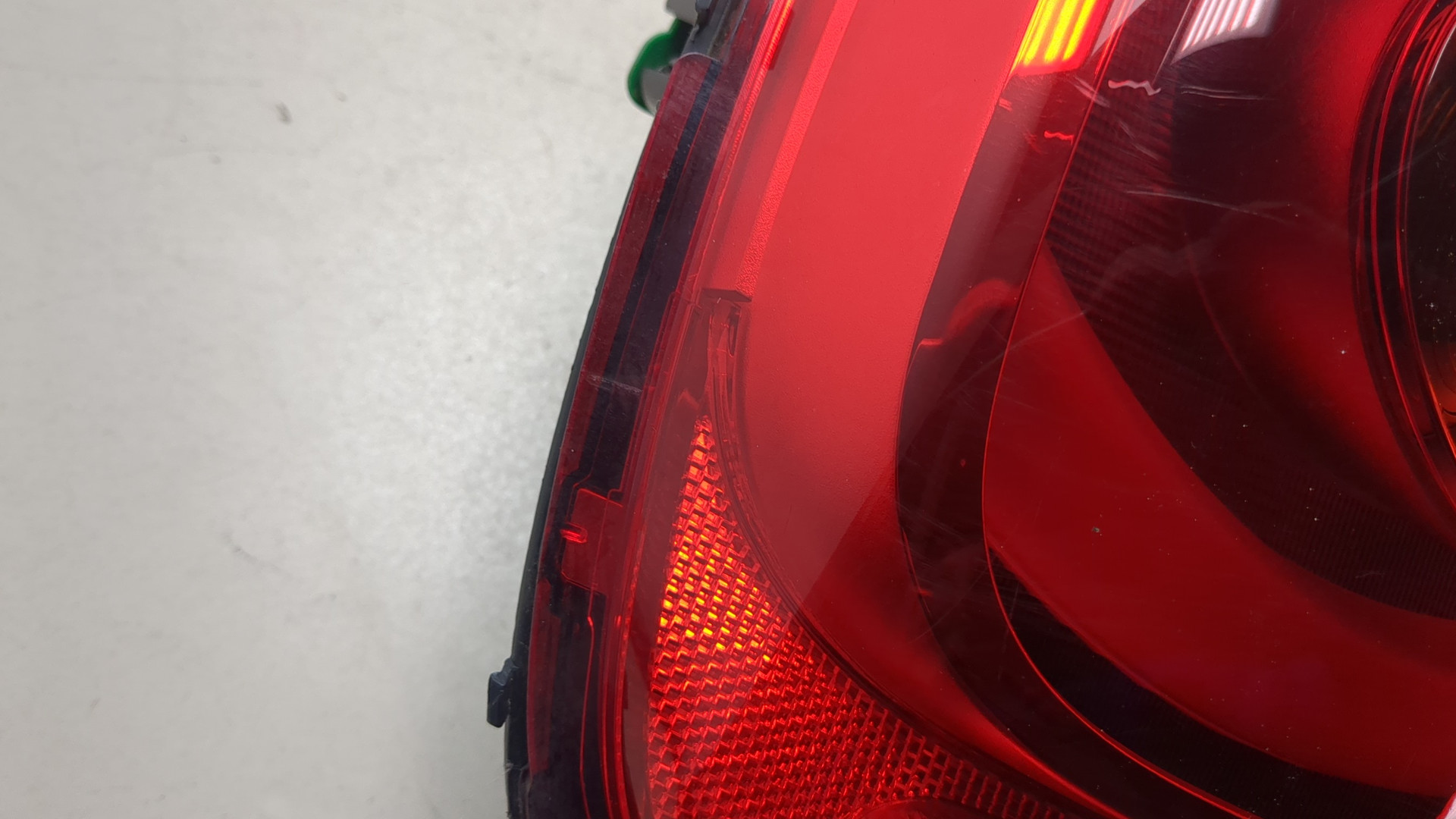 Фонарь задний левый