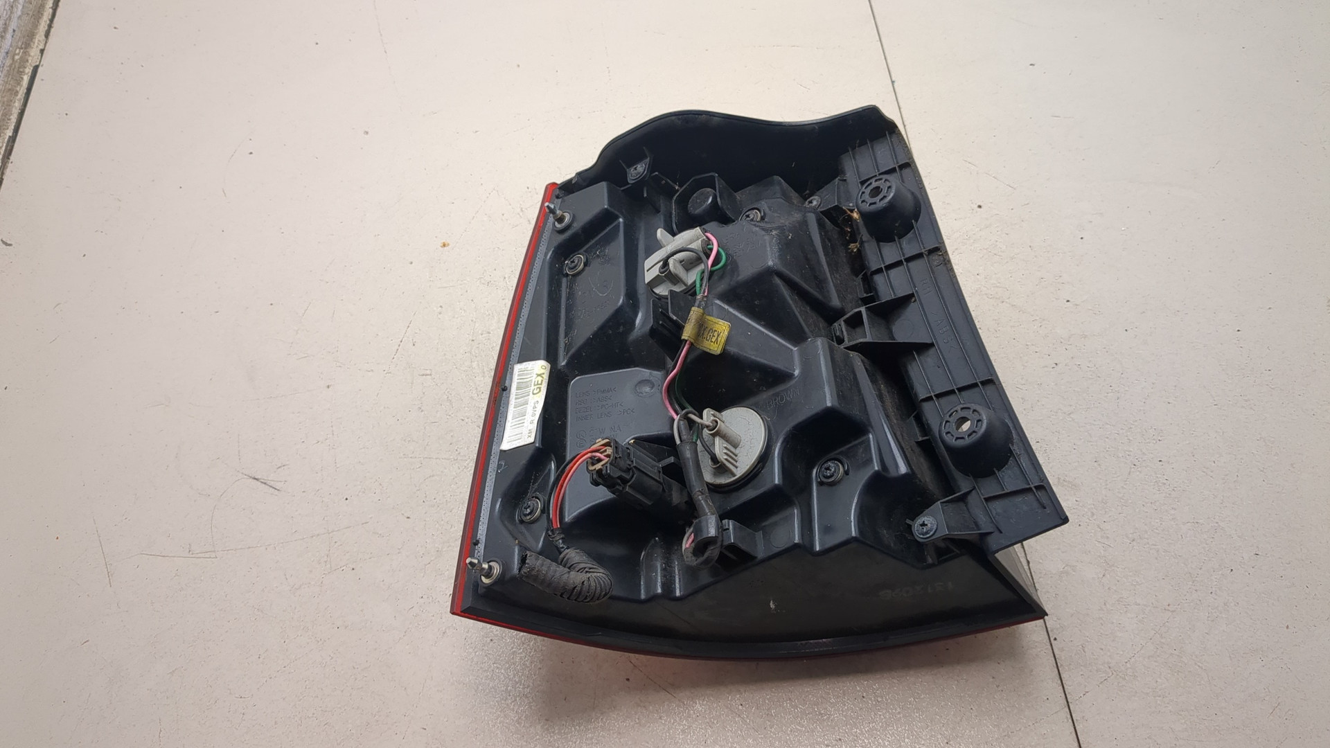 Фонарь задний правый