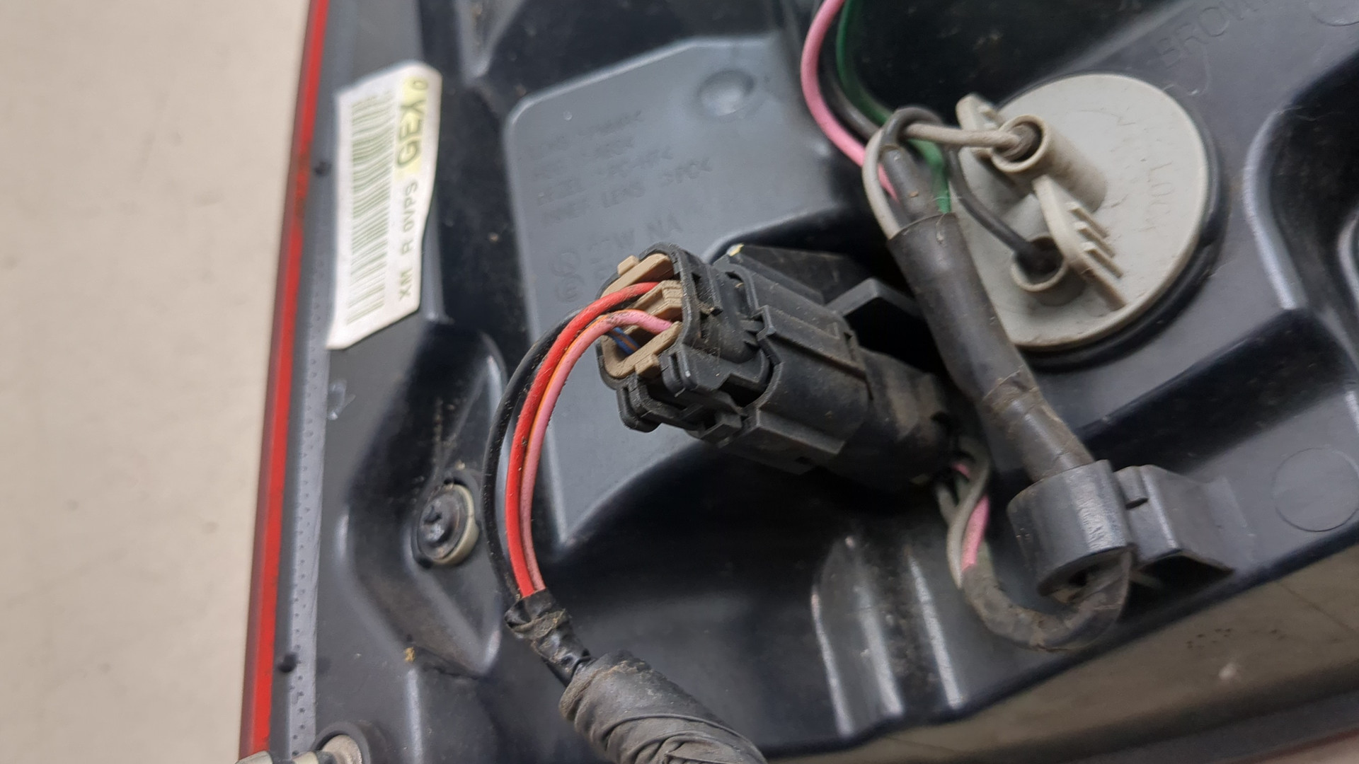 Фонарь задний правый