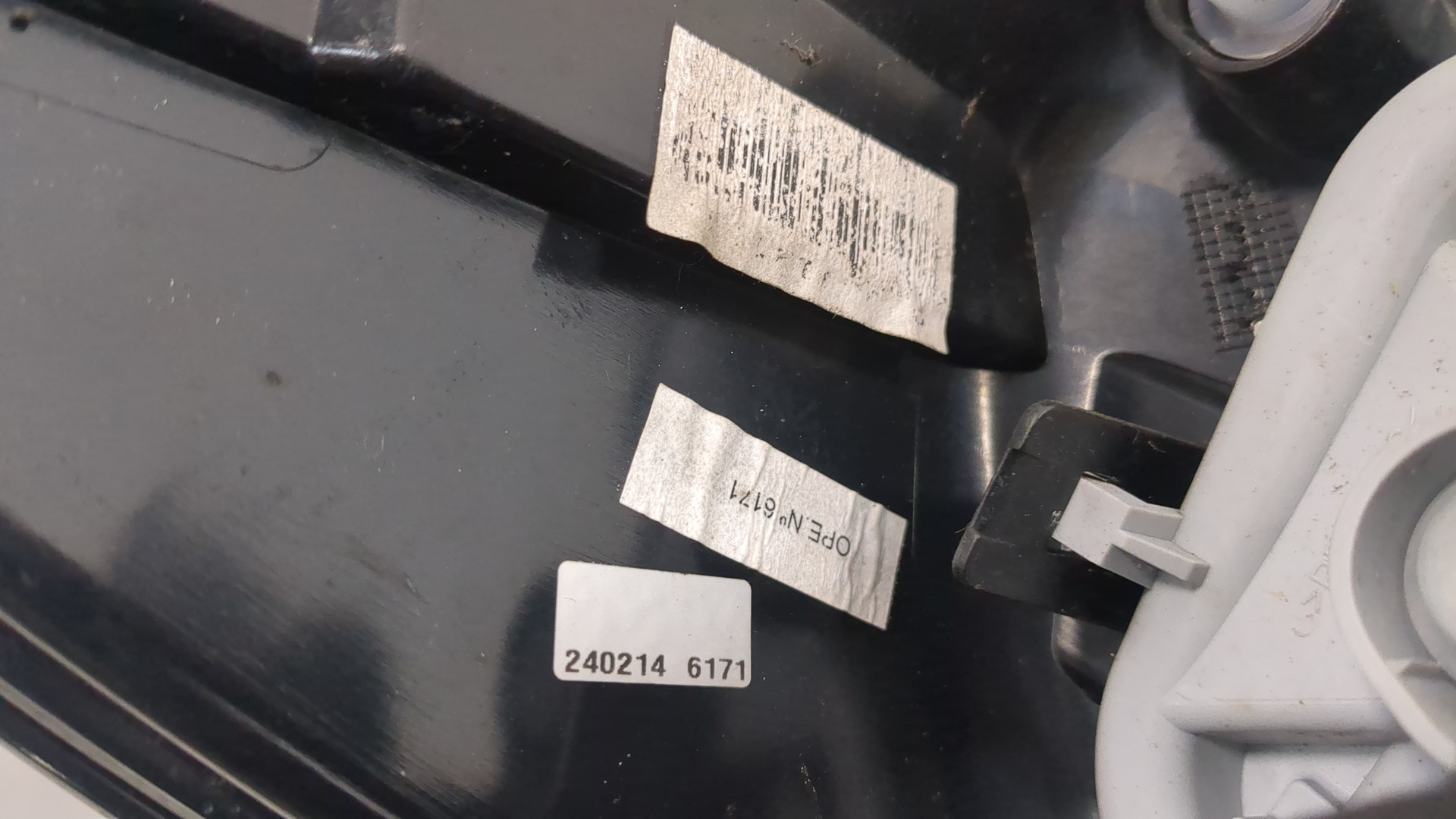 Фонарь задний правый