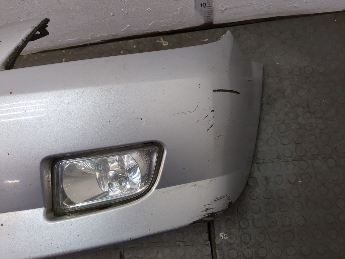 Бампер передний