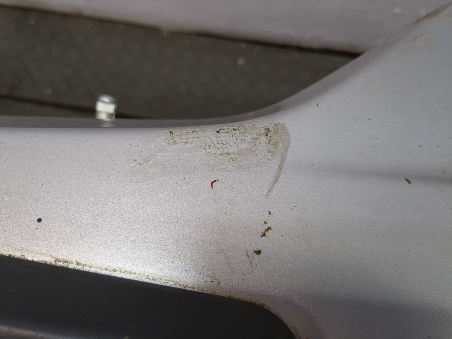 Бампер передний