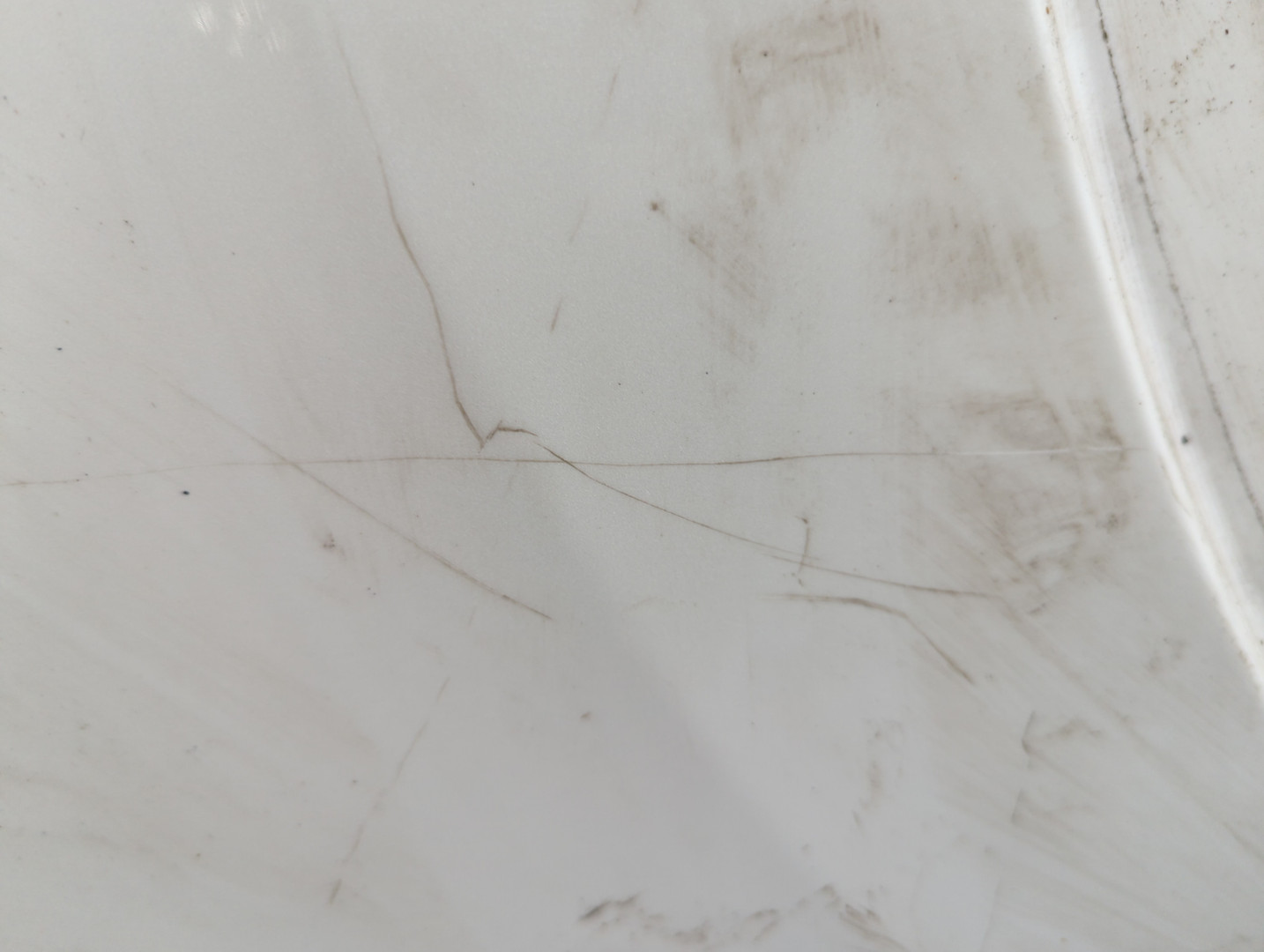 Крыло переднее правое