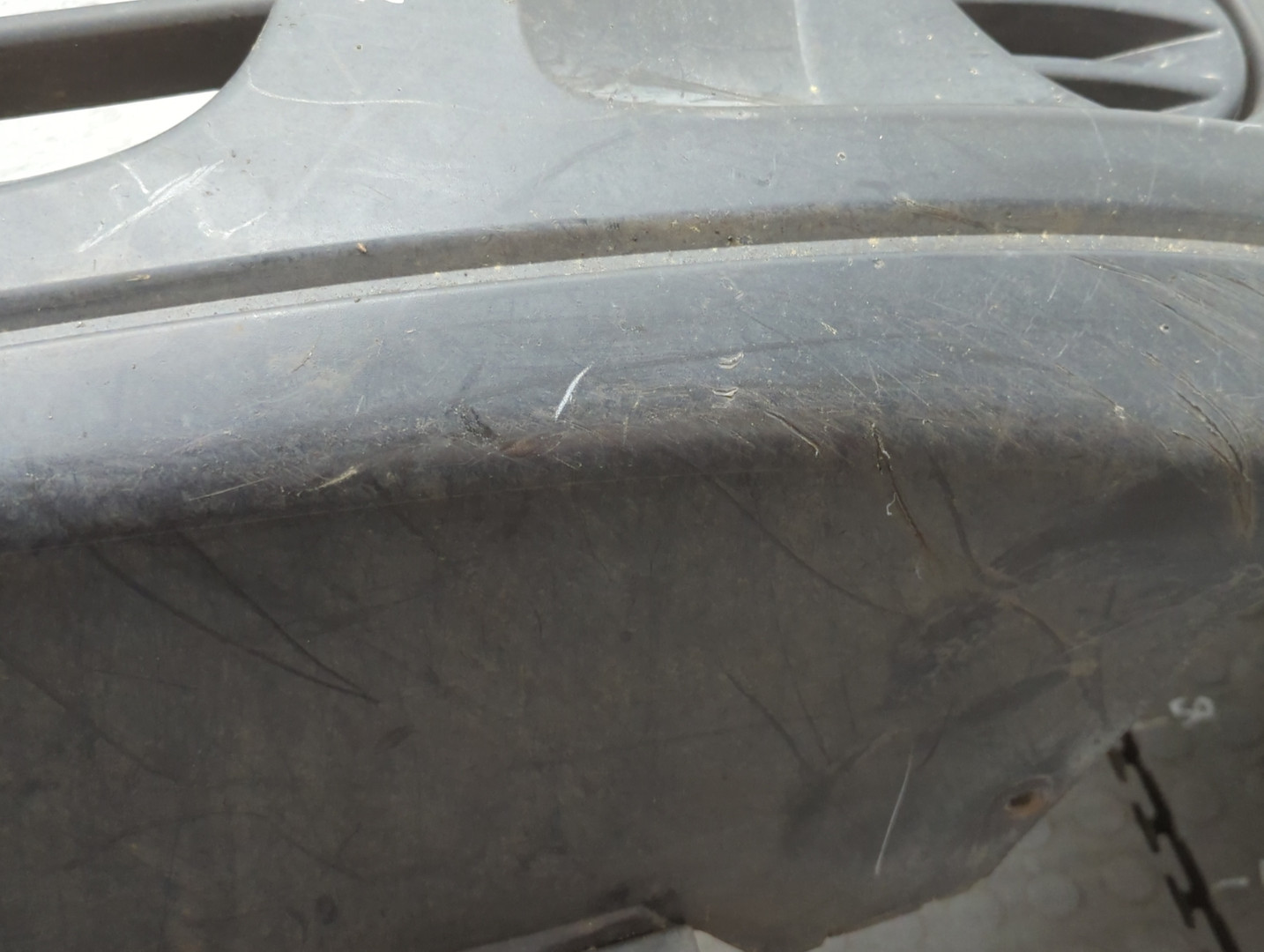 Бампер передний