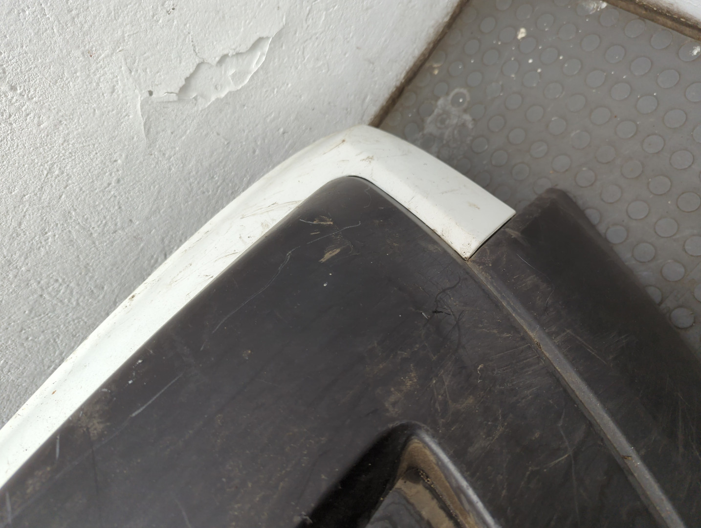 Бампер передний