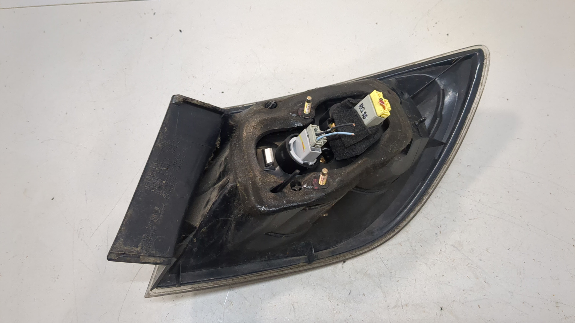 Фонарь задний левый