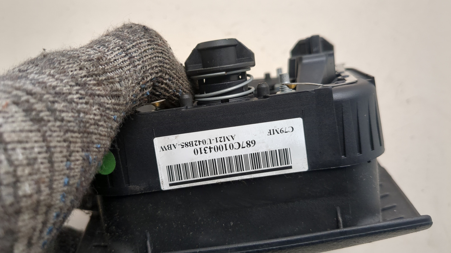 Подушка безопасности в рулевое колесо