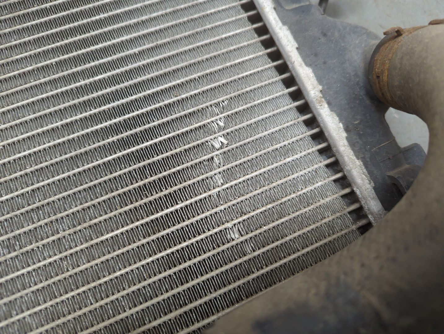 Радиатор охлаждения двигателя основной