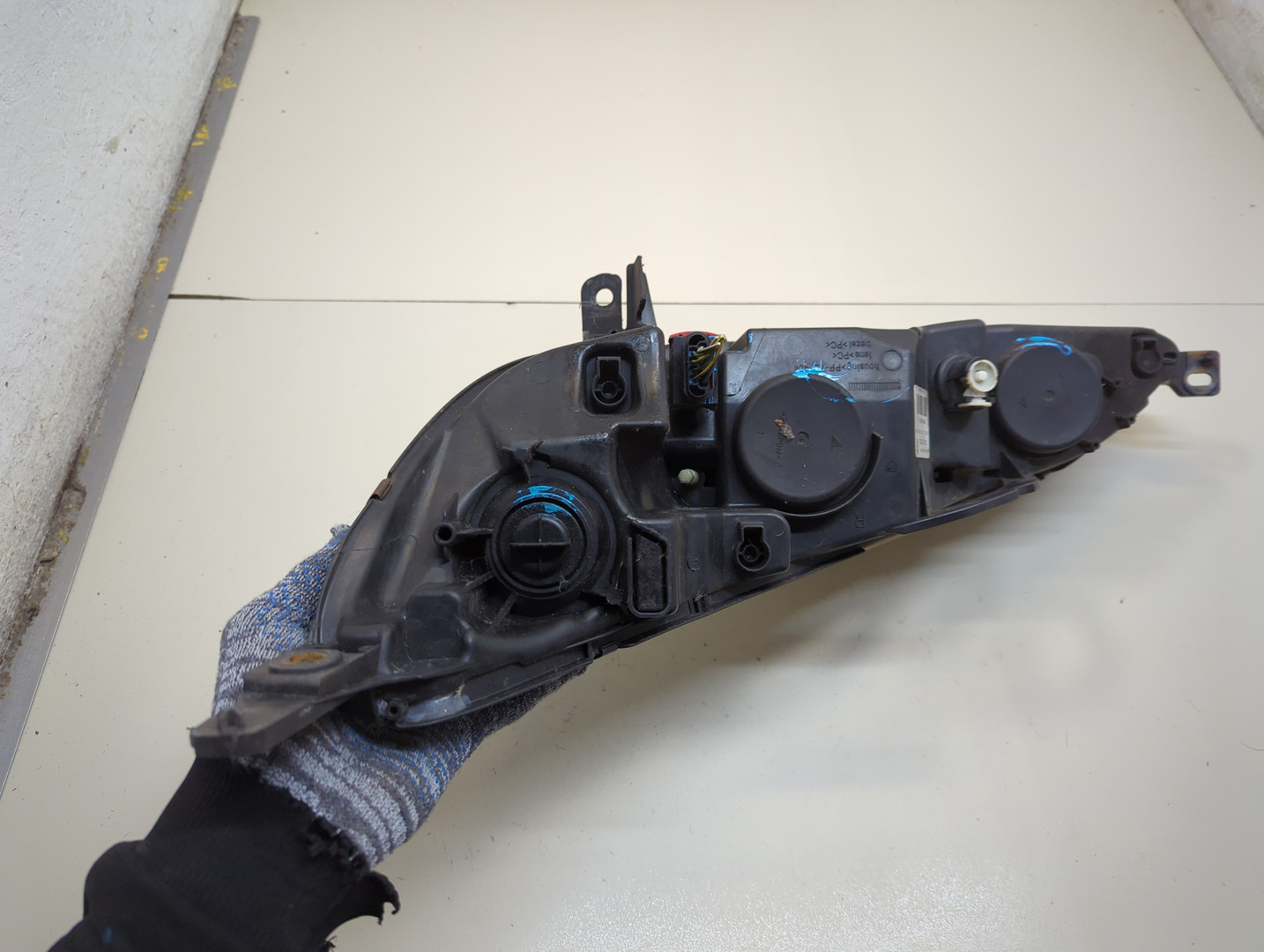 Фара правая