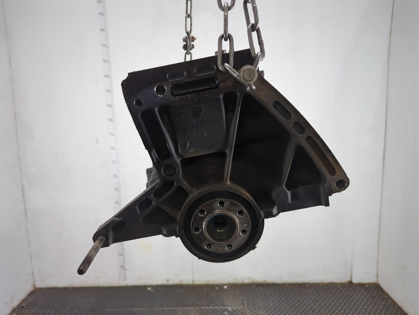 Блок двигателя