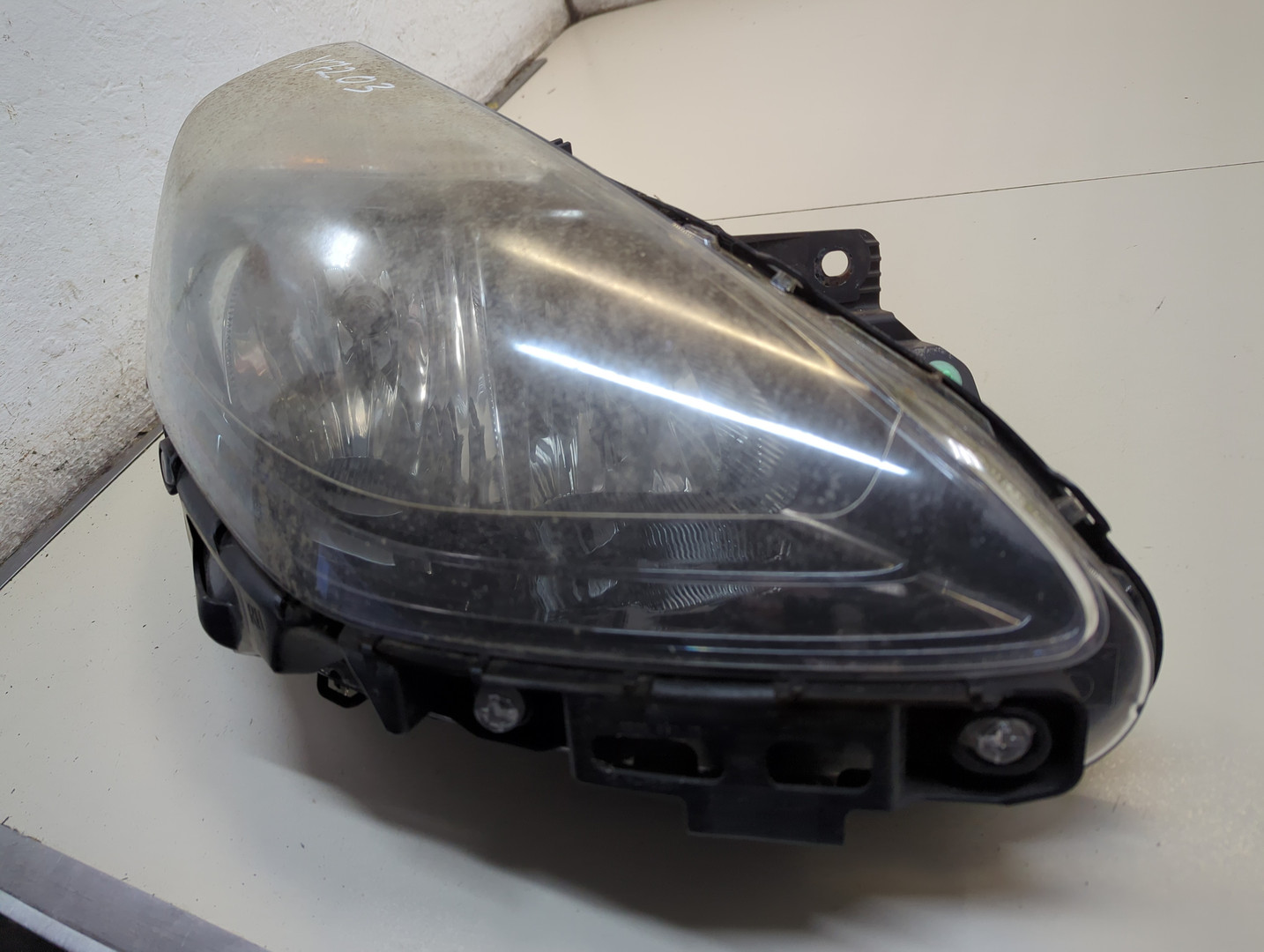 Фара правая