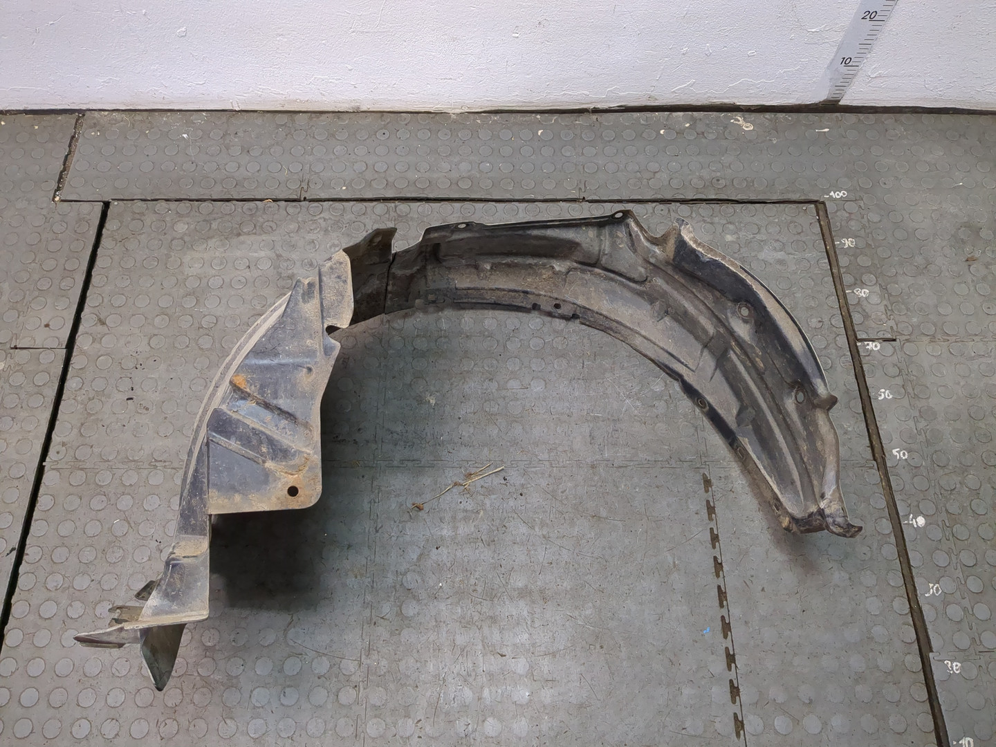 Локер передний правый