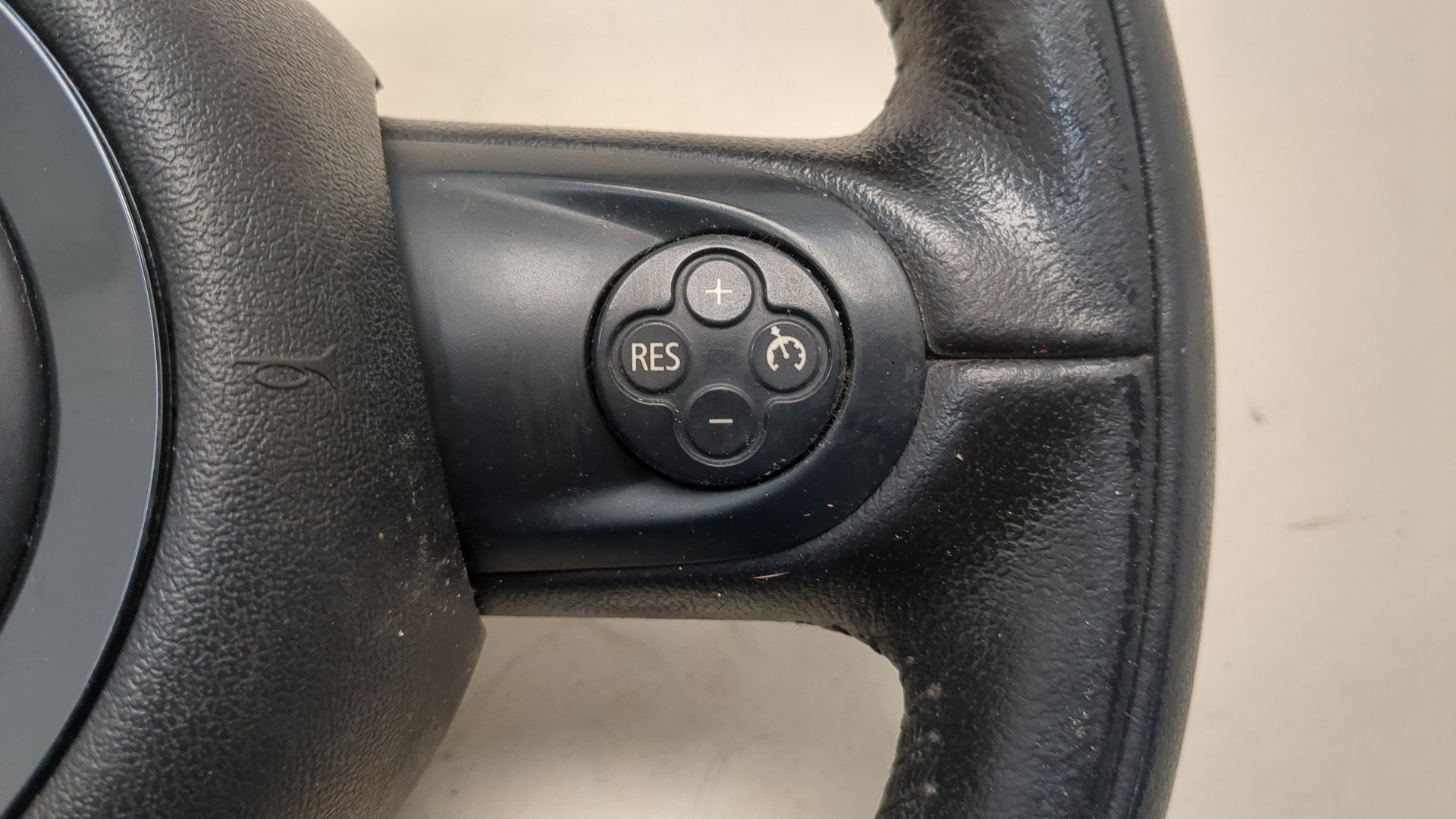 Рулевое колесо (руль)