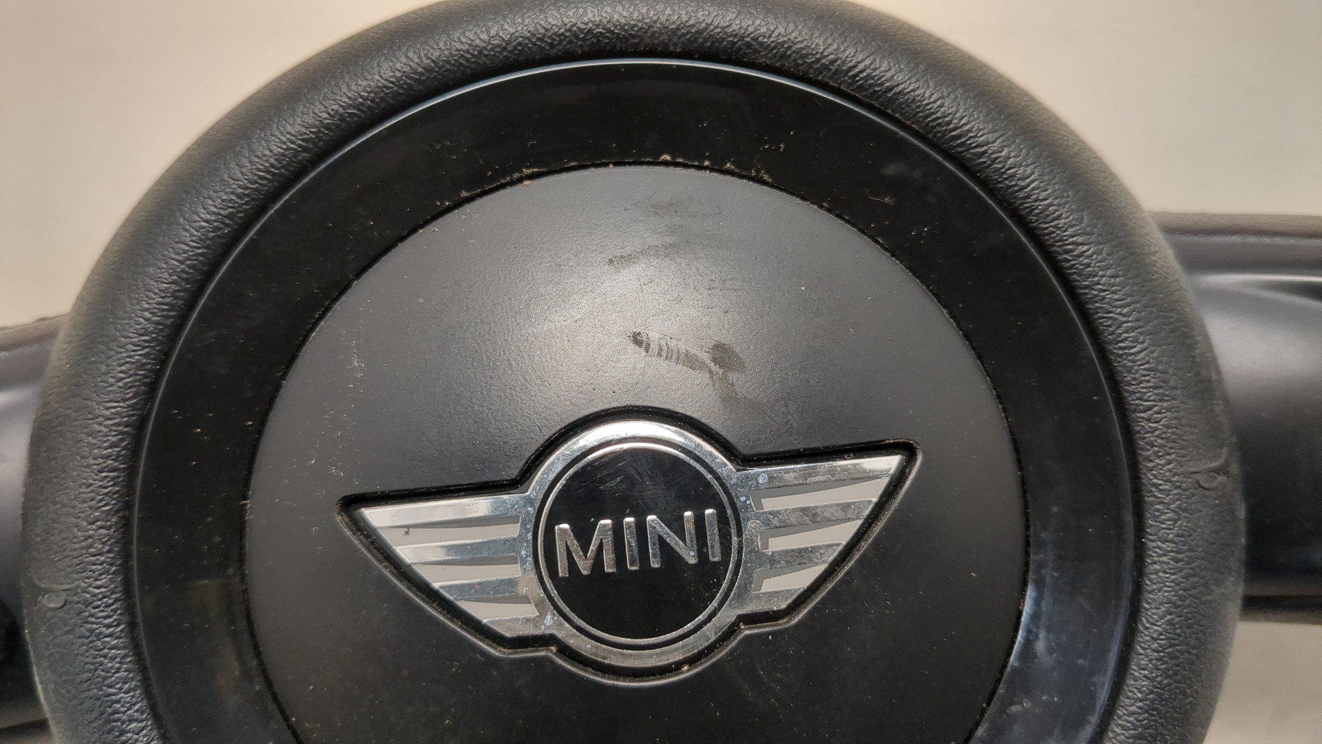 Рулевое колесо (руль)