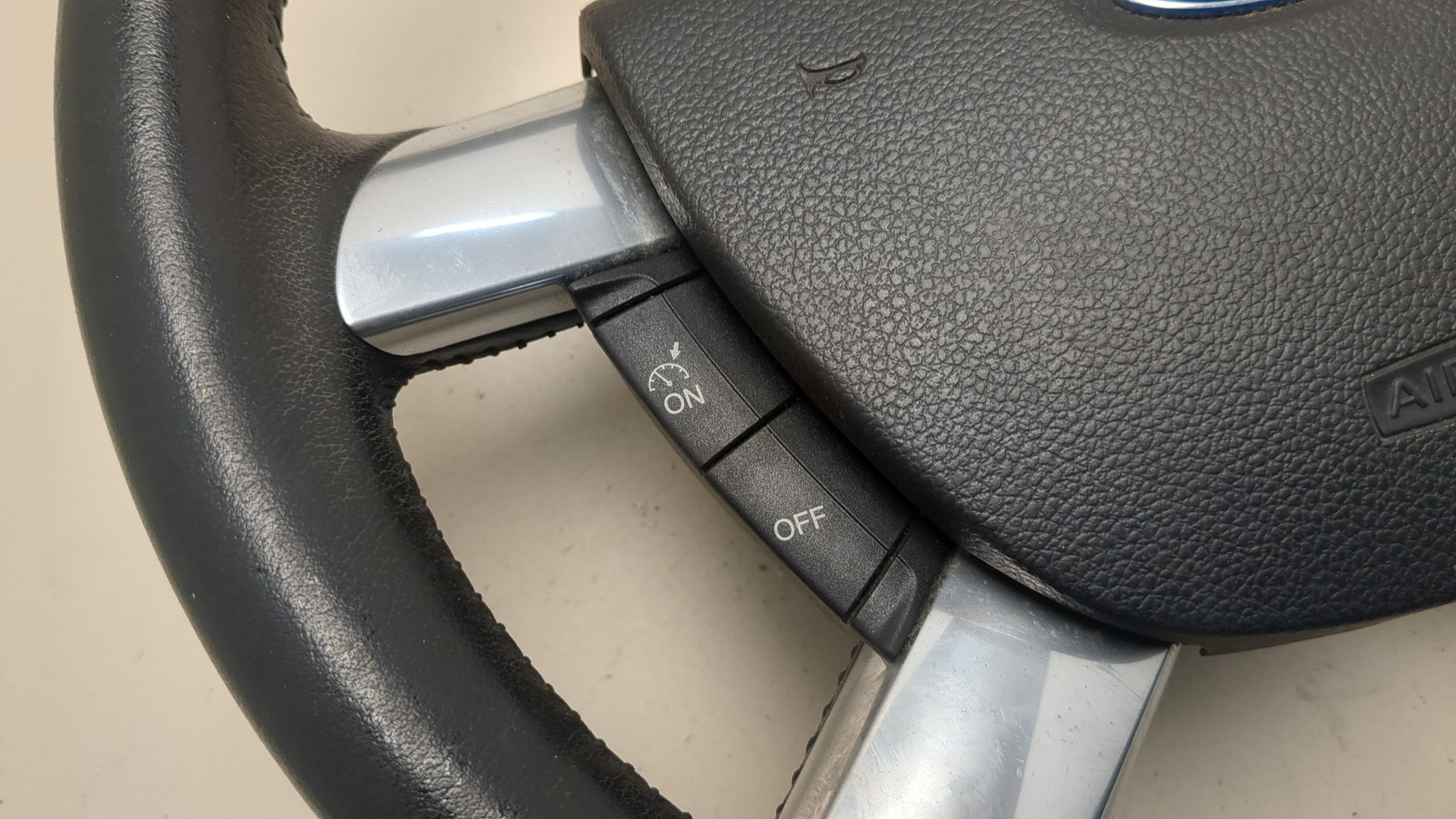 Рулевое колесо (руль)