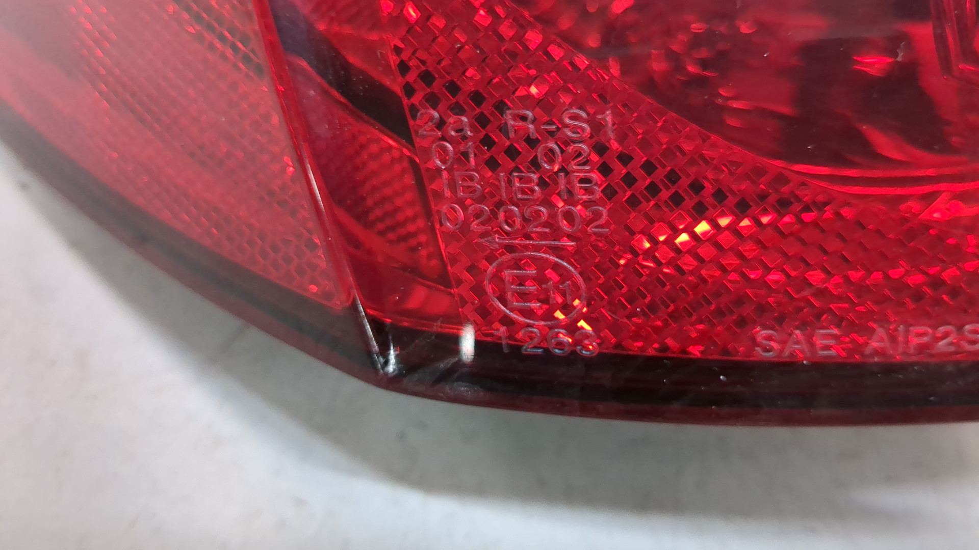 Фонарь задний левый