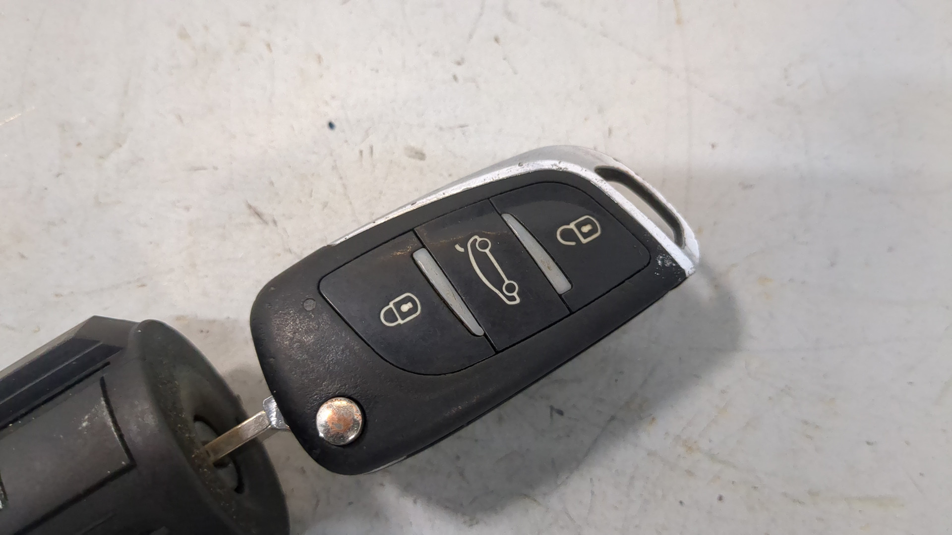 Замок зажигания