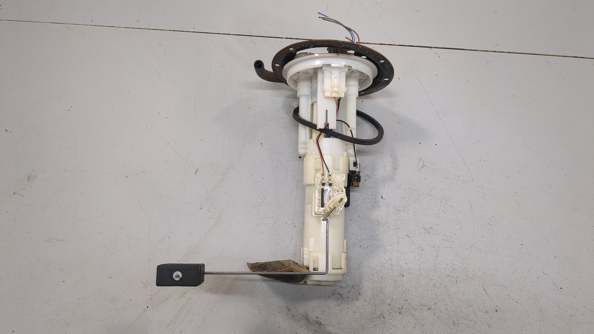 Насос топливный электрический