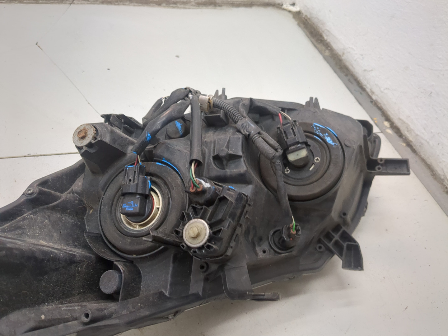 Фара правая