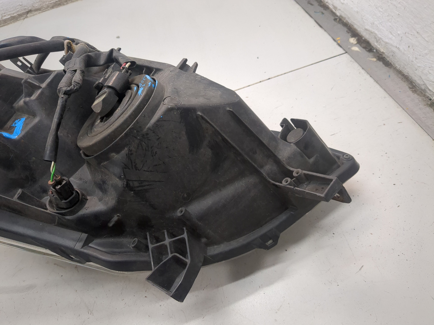 Фара правая