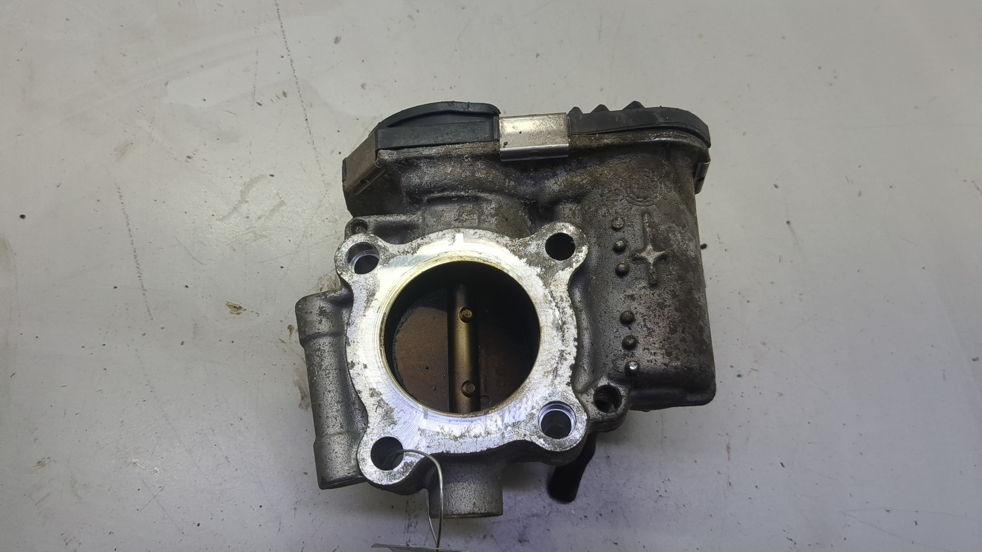 Заслонка дроссельная электрическая