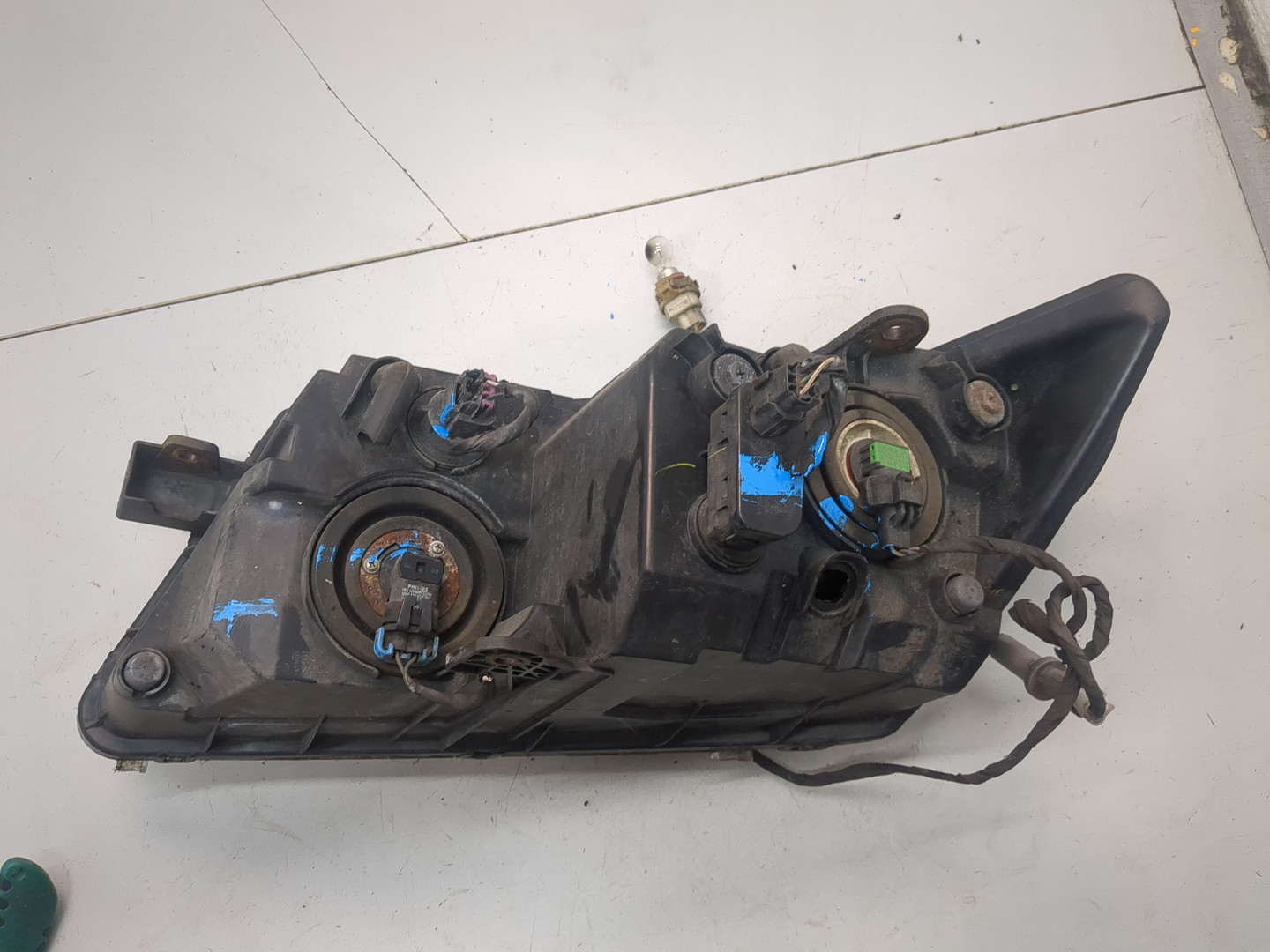 Фара правая