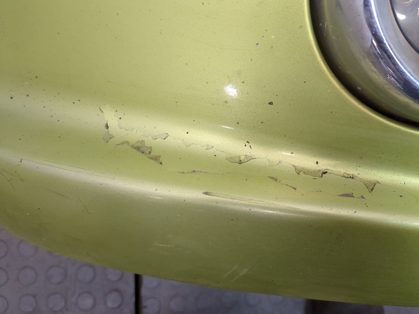 Бампер передний