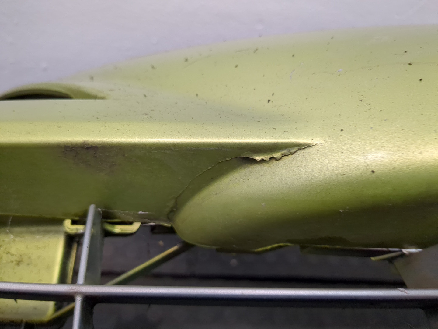 Бампер передний