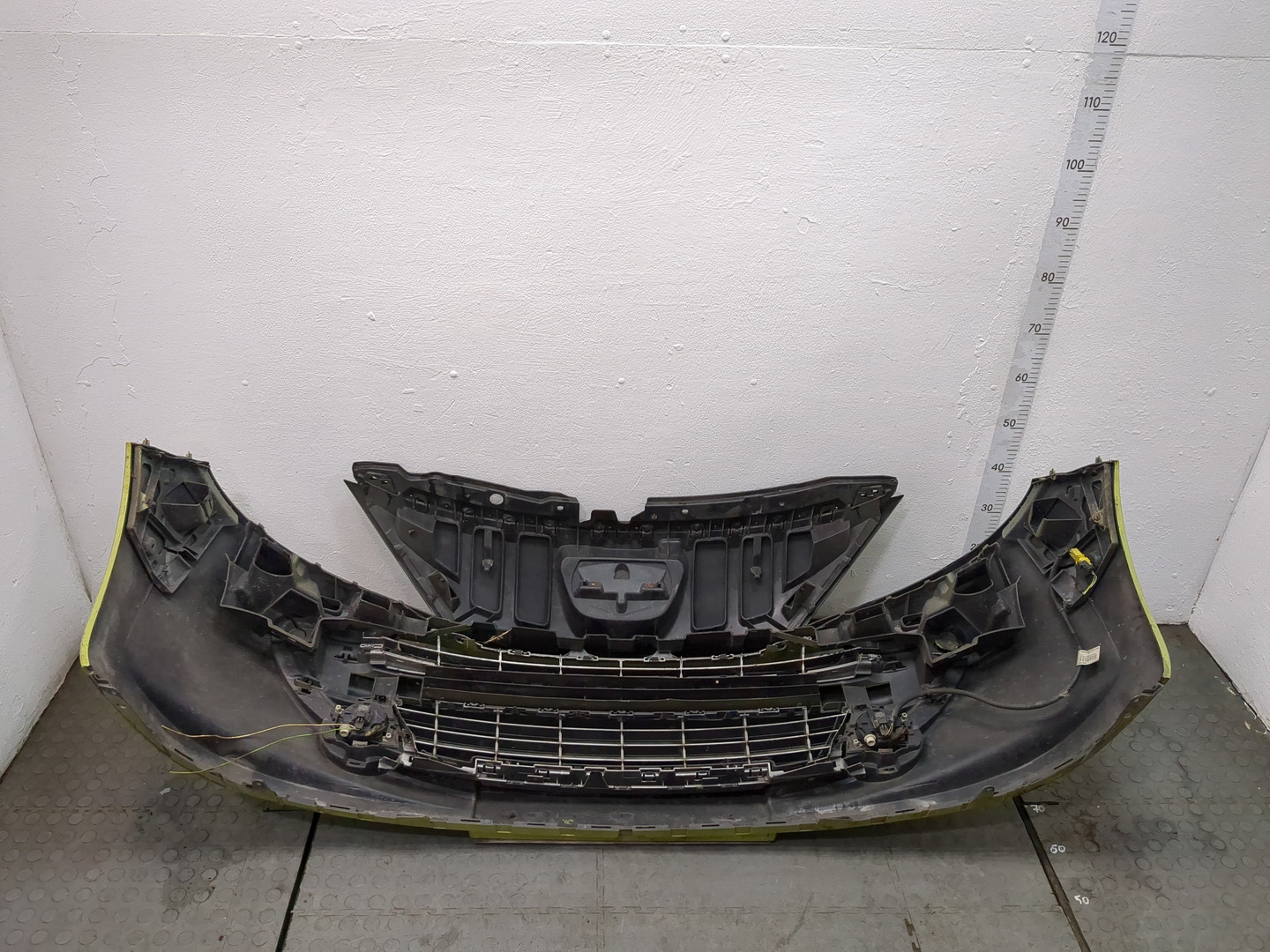 Бампер передний