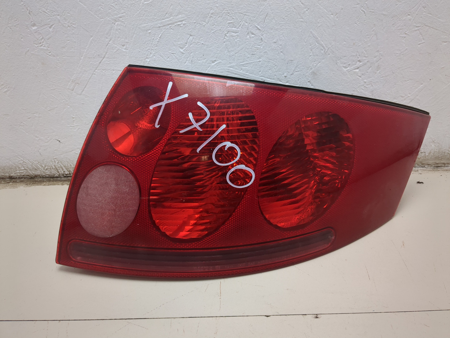 Фонарь задний правый