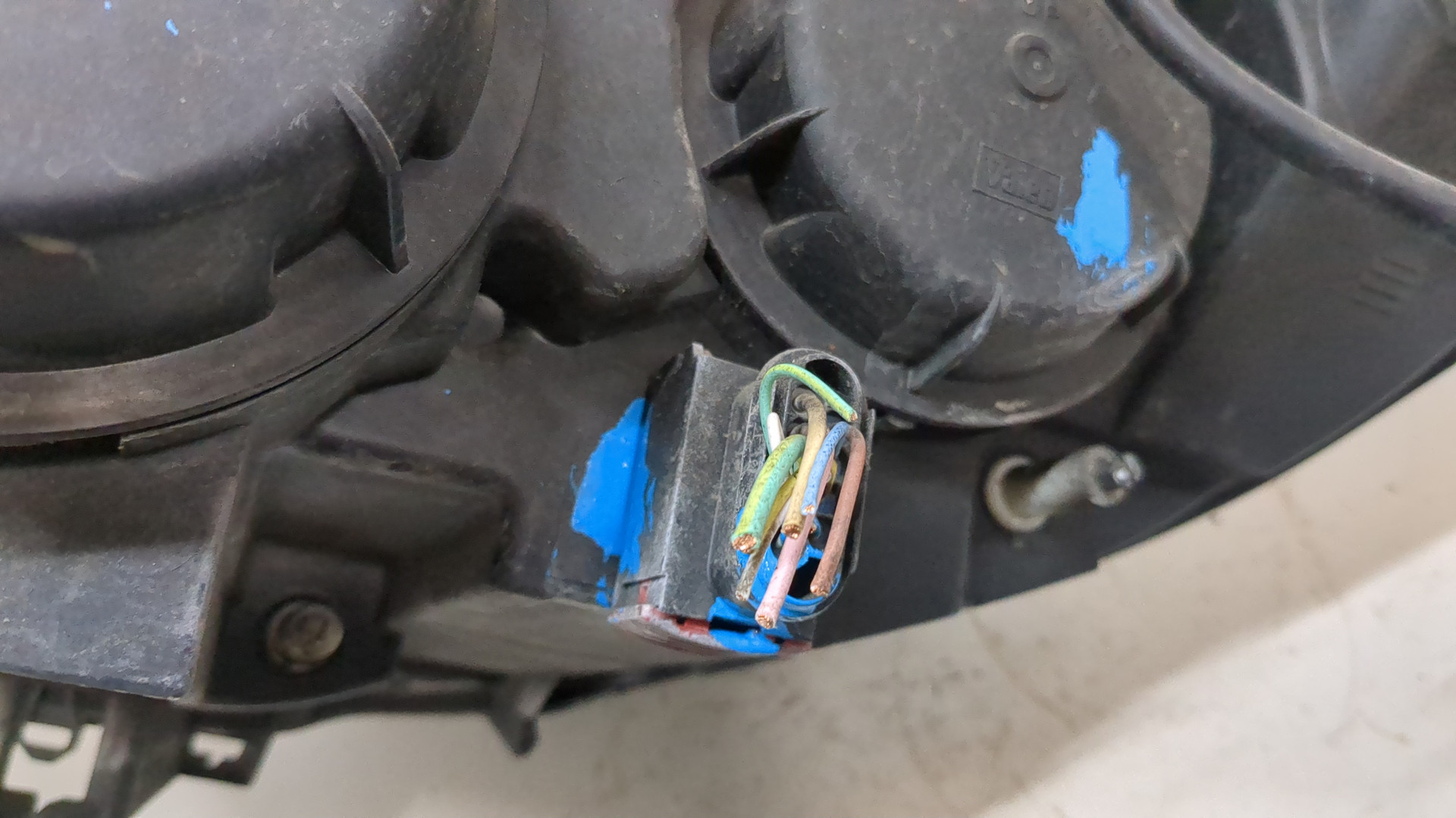 Фара правая