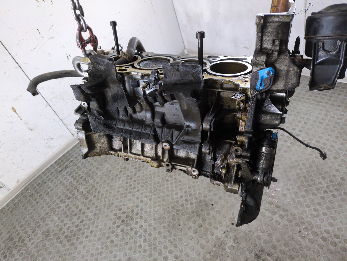 Блок двигателя