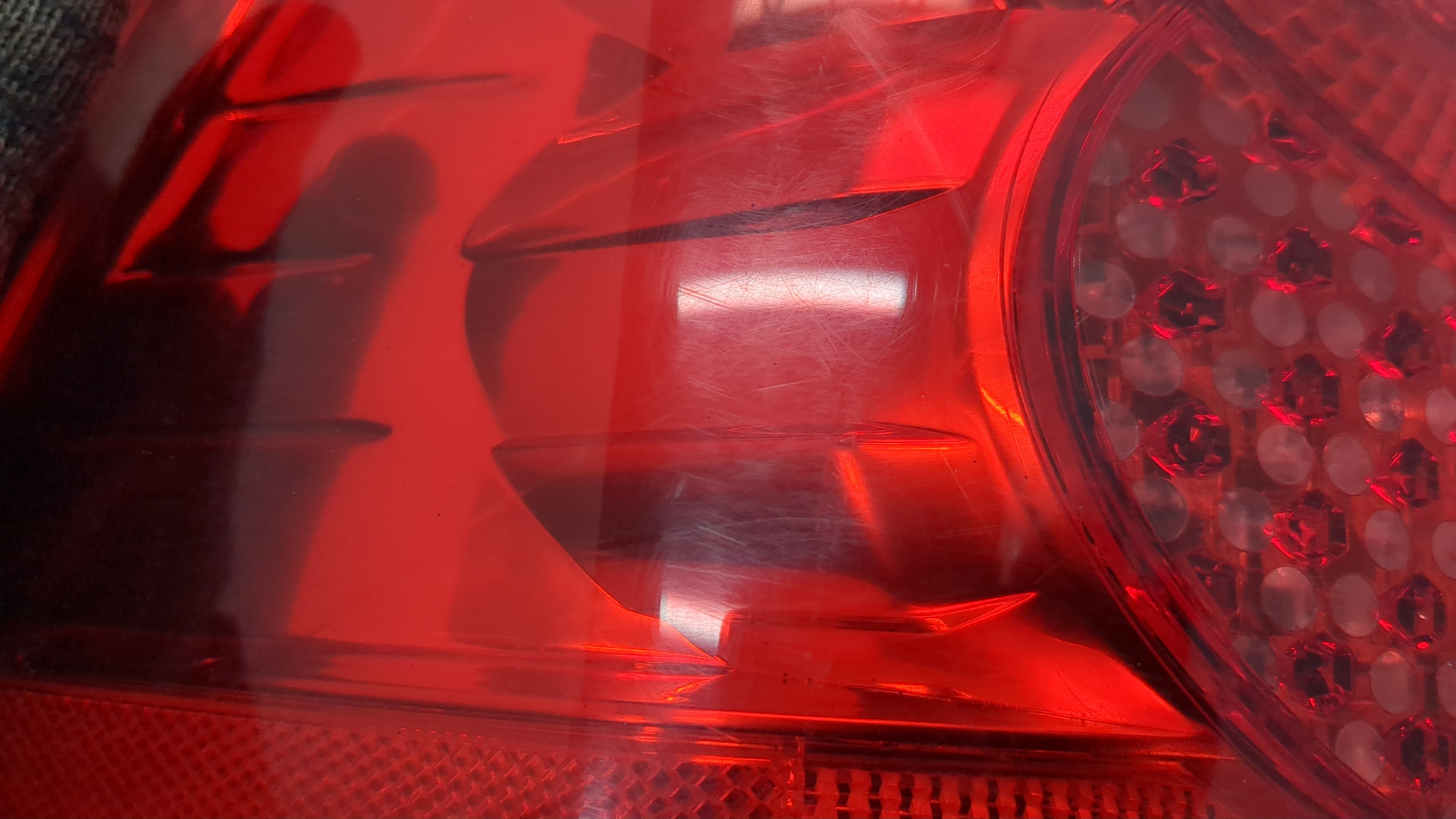 Фонарь задний левый