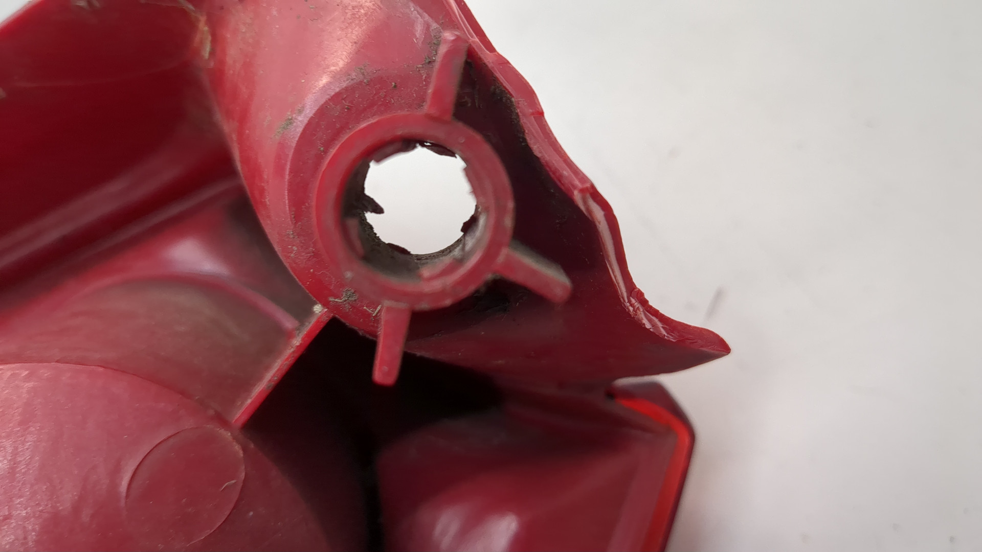 Фонарь задний левый