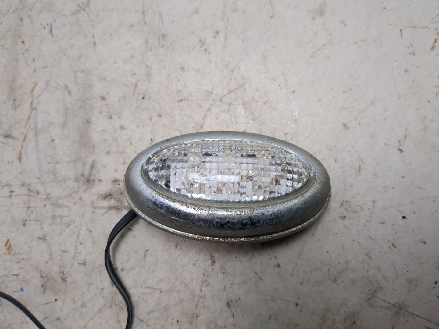 Указатель поворота правый