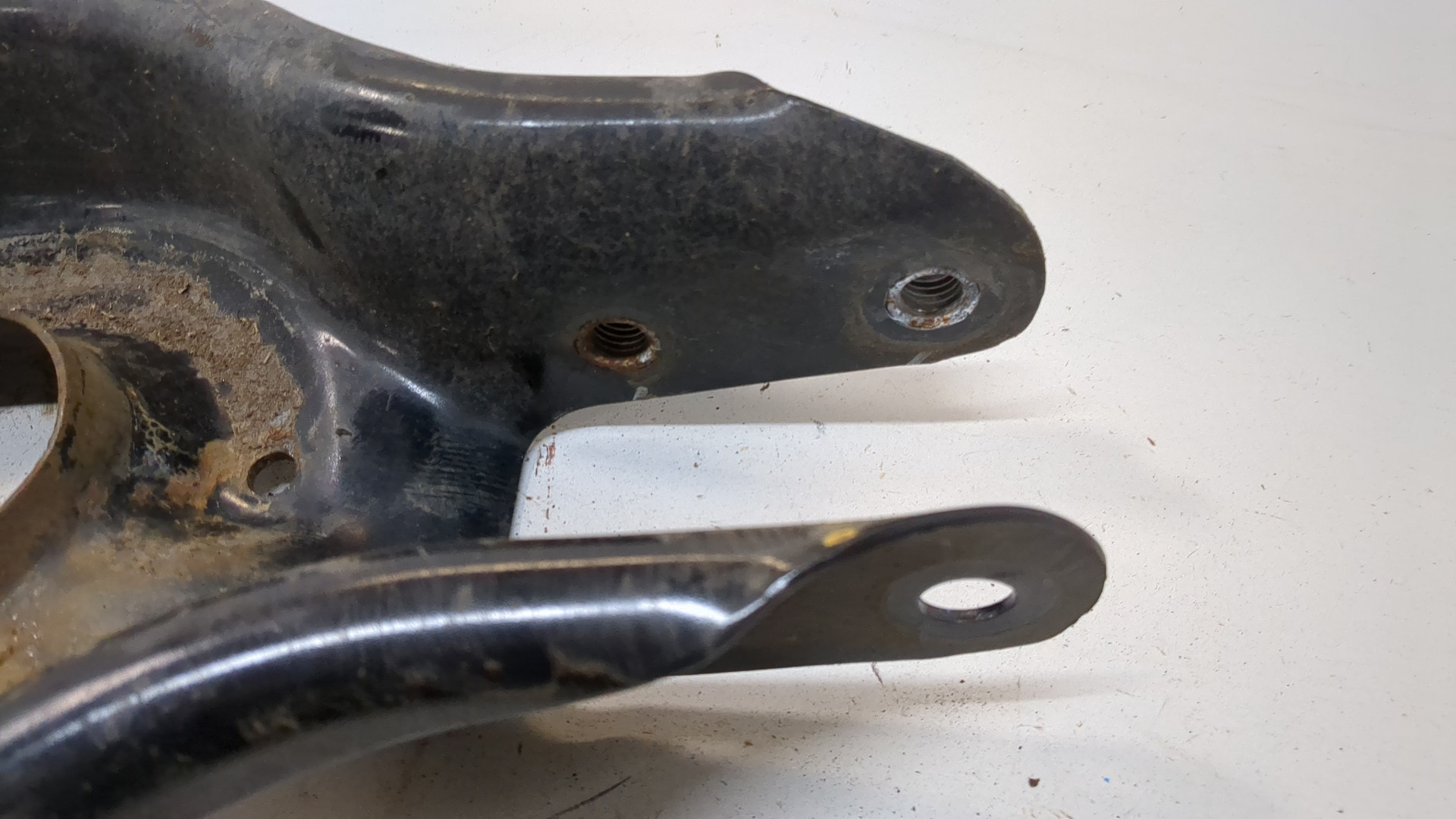 Рычаг задний