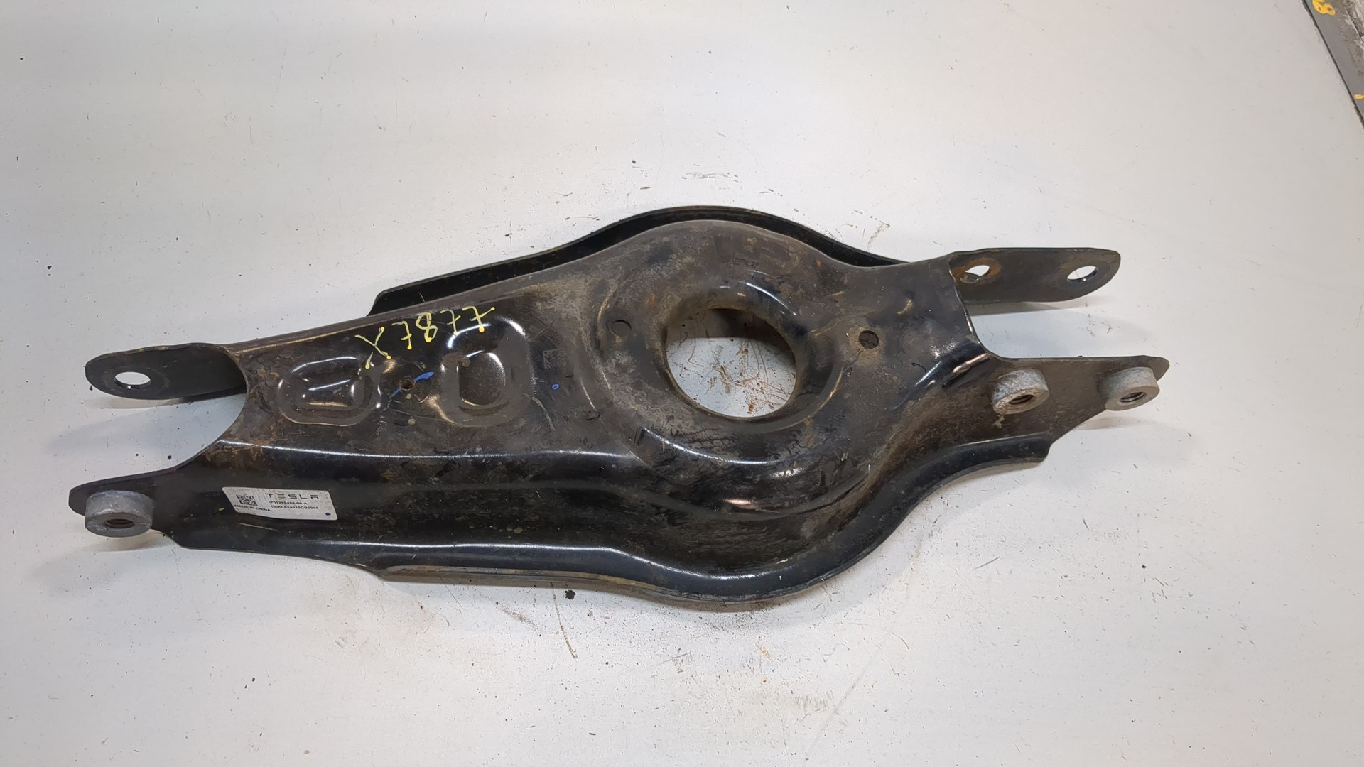 Рычаг задний