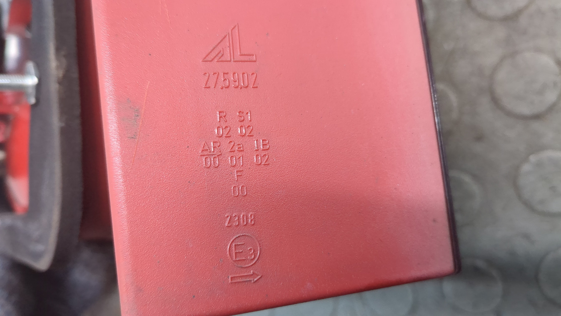 Фонарь задний правый